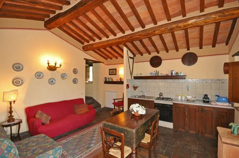 Borgo Elena