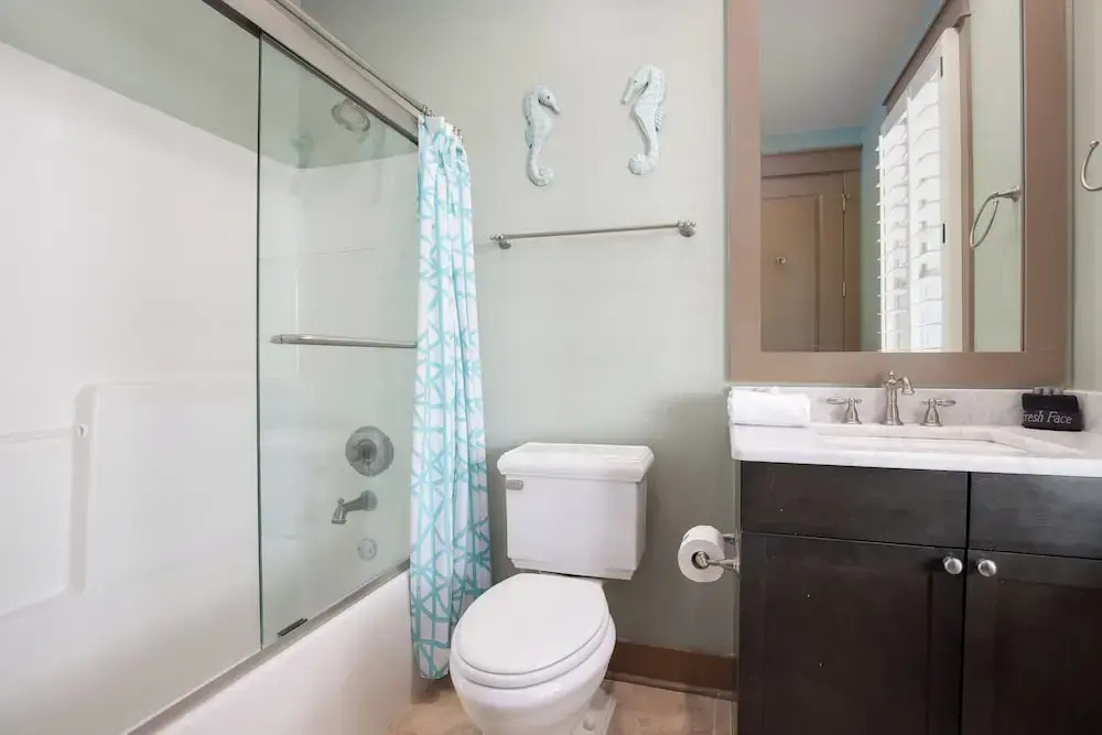 Four Cs Retreat - Lavish Home with Private Boardwalk Access to the Beach