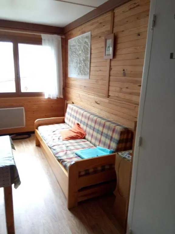 Studio avec terrasse amenagee et wifi a La Grave a 3 km des pistes