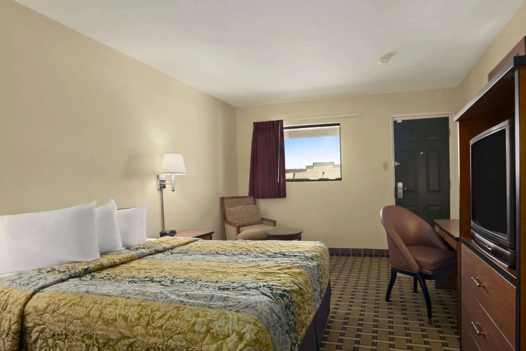 Travelodge by Wyndham Clovis