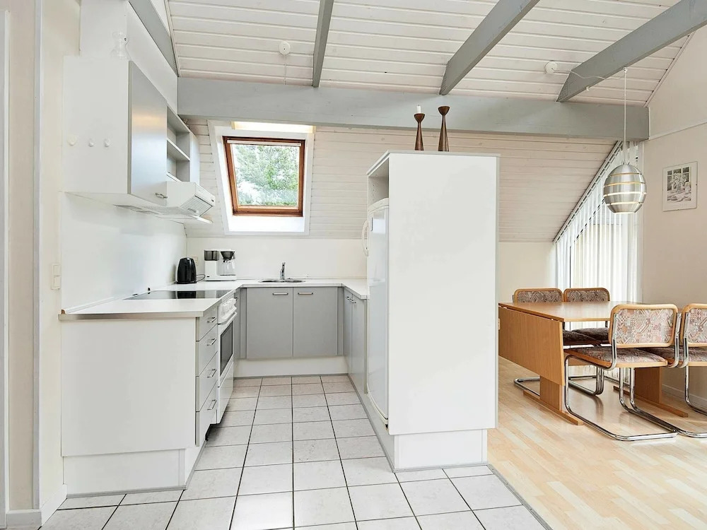 Gorgeous Holiday Home in Rømø on Natural Plot