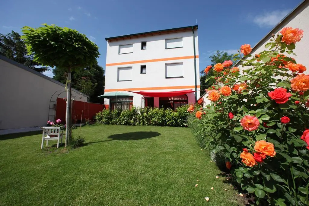 DAS Landhaus Klambauer - Apartmenthaus Thermennähe St Martins Therme