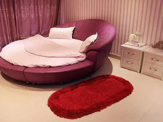 Caifu Express Hotel
