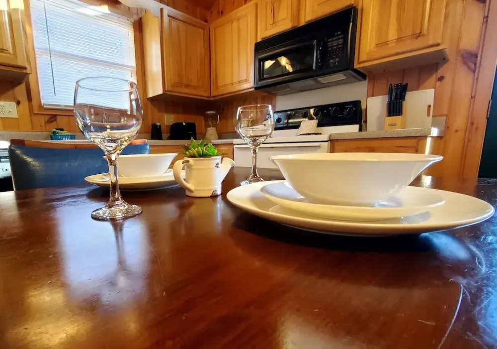 Urban Escape - 1BR King Cabin