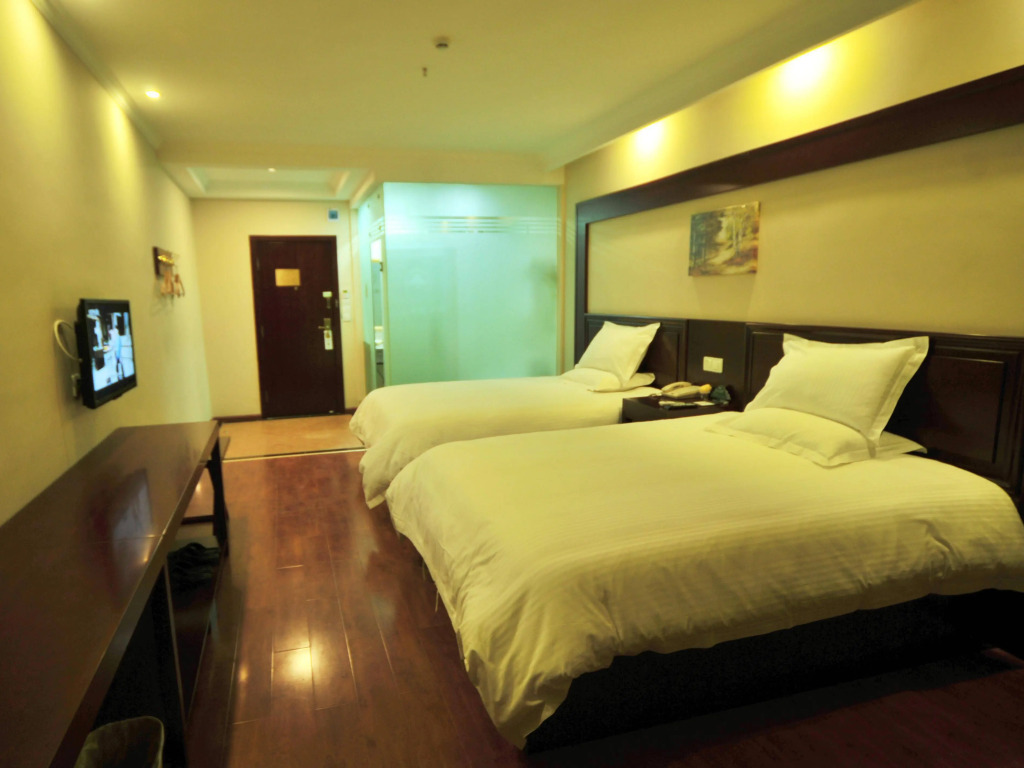 GreenTree Inn Kunming Chenggong University City HSR Station Shilin Street Express Hotel