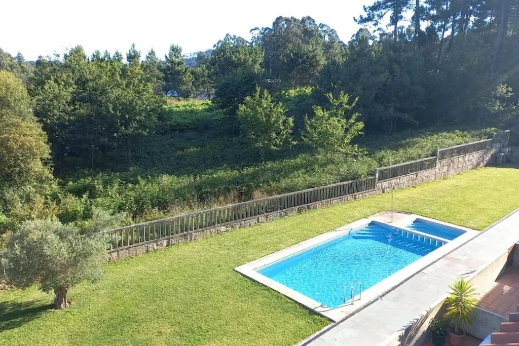 Ático A 5 Min. De Sanxenxo Con Barbacoa Y Garaje