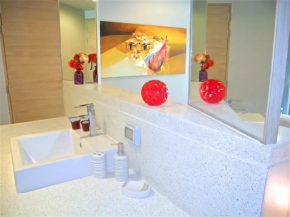 The Ark Karon 1 bedroom Apartment Pool Access