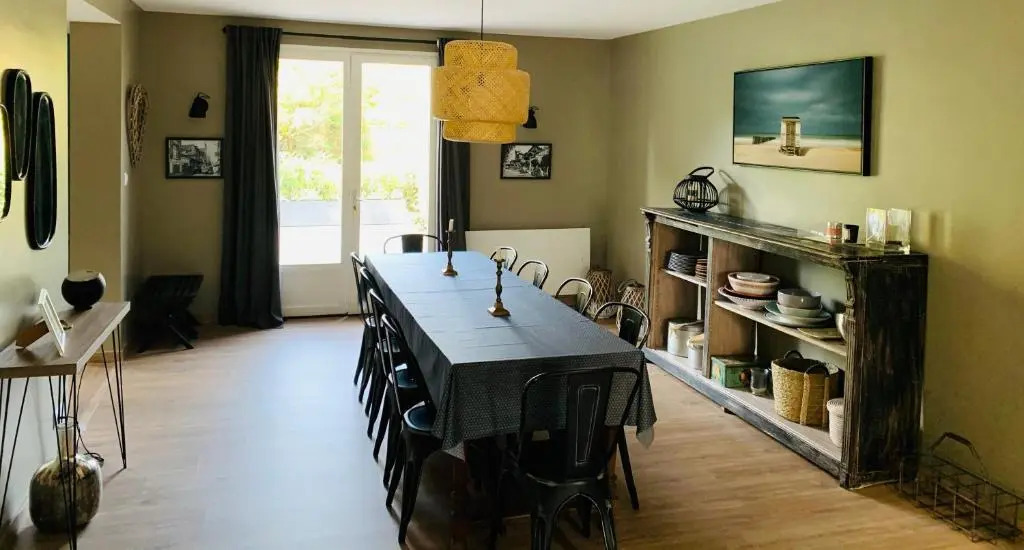 Maison 4 Chambres Avec Jardin & Parking Prive