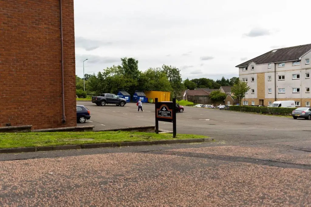 Livingston Lodge Hotel