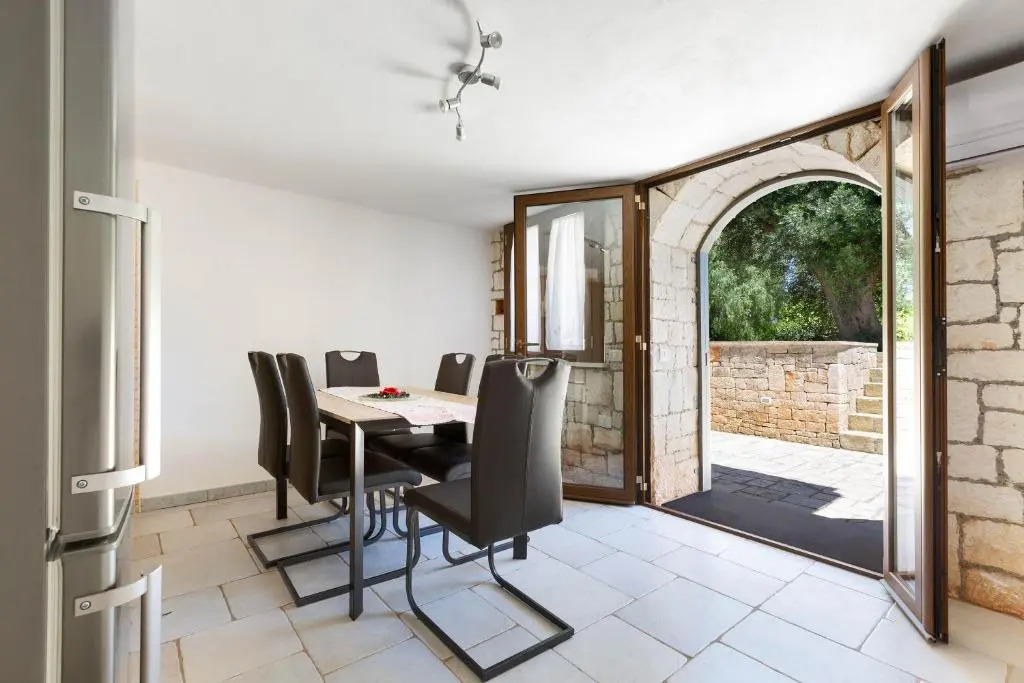 1963 Villa Ajeni by Perle di Puglia
