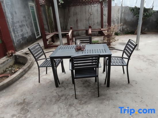 Weishan Island Yuxiang Yashe Homestay (Weishan Island Tourist Area)