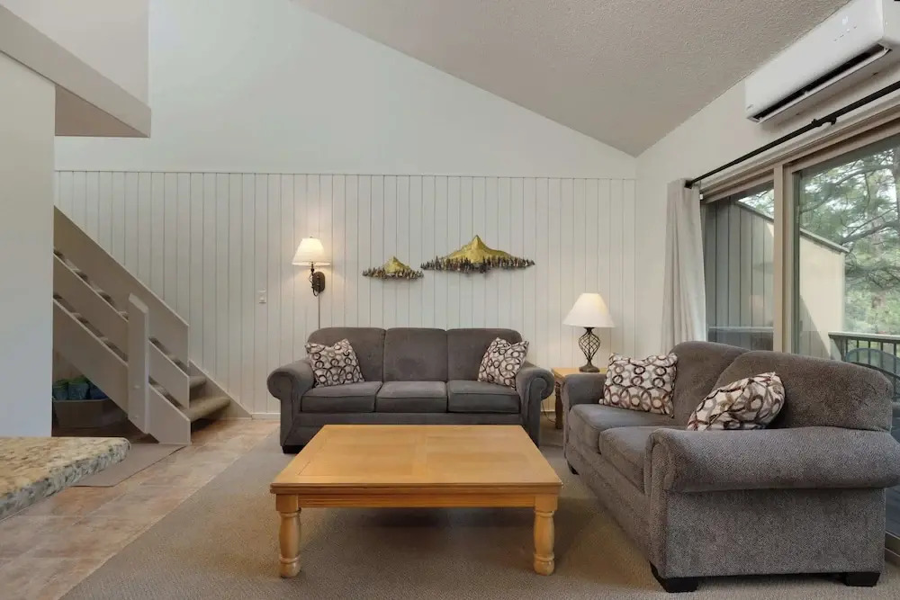 Ponderosa Resort Condo for 6!