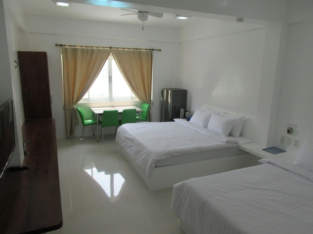 Coron Bluewave Hotel