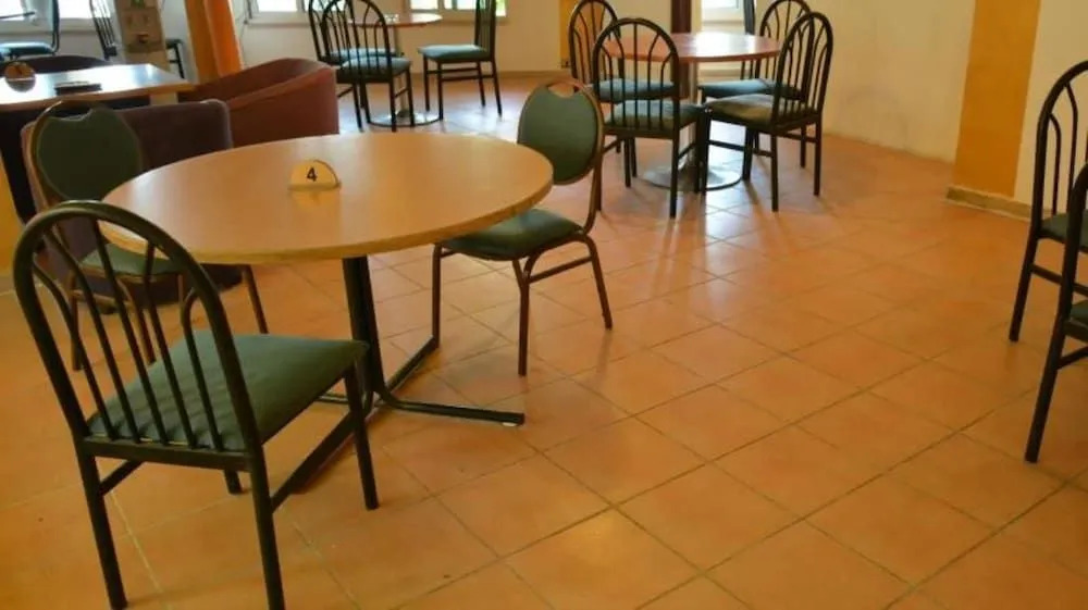 Razan Hotel