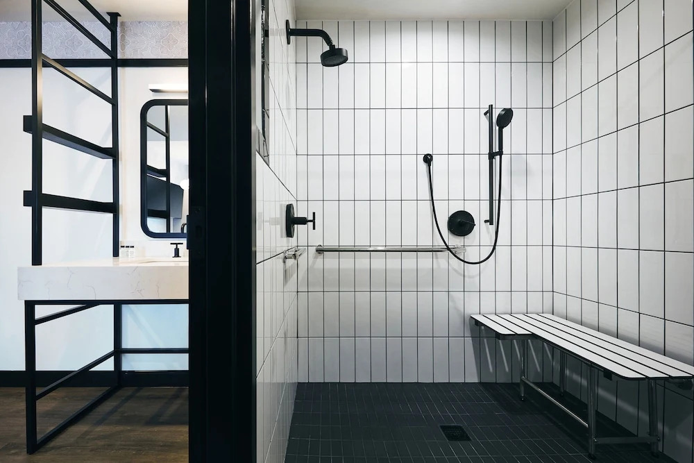 Kinley Chattanooga Southside, a Tribute Portfolio Hotel
