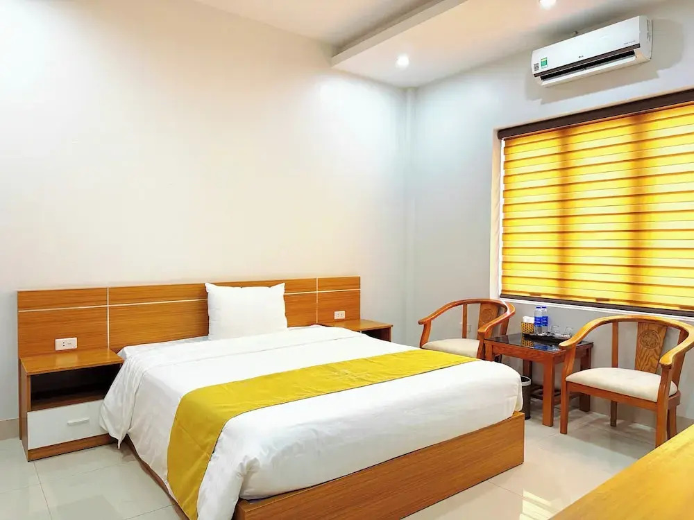 Sunshine Hotel BN
