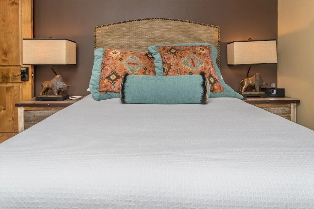 Bozeman - Main Street Retreat
