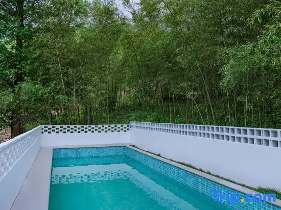 Suitable • 180° Mountain View Starry Sky Swimming Pool Forest Mountain Lodge (Cloud Grassland Store)