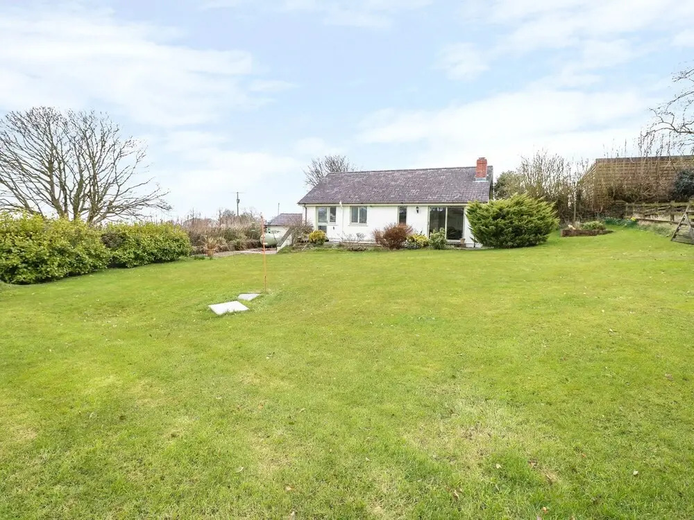 Woodgreen Cottage