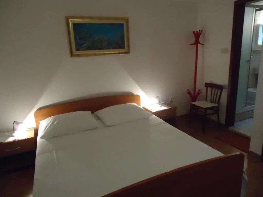 Omiš apartment on the beach