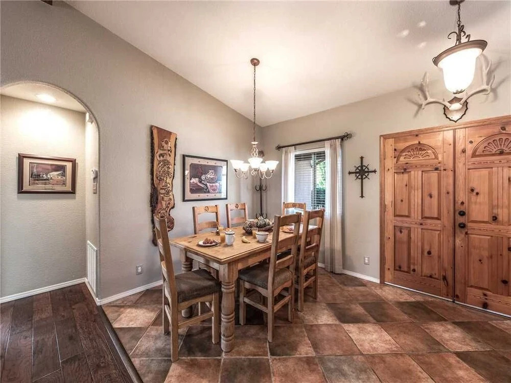 Wilbank's West, 3 Bedrooms, Fireplace, WiFi, HDTV, Sleeps 8