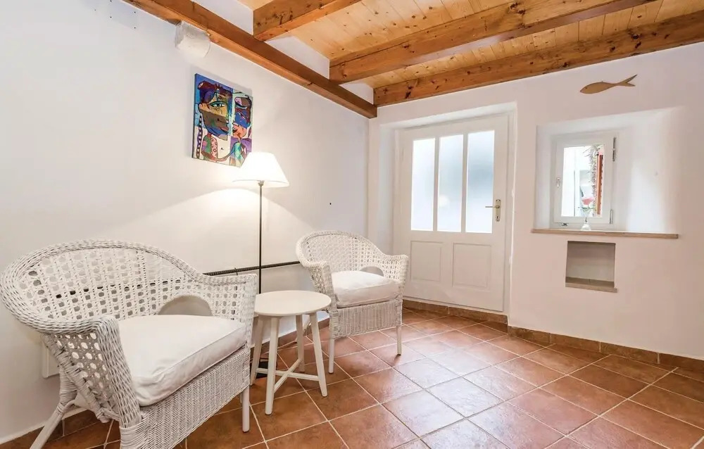 Awesome Home in Moscenicka Draga With Wifi and 2 Bedrooms