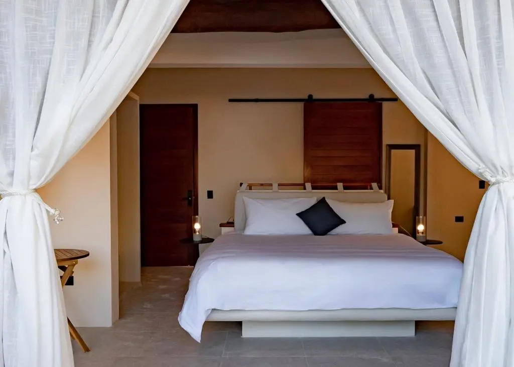 Beach Front Hotel Boutique DK House