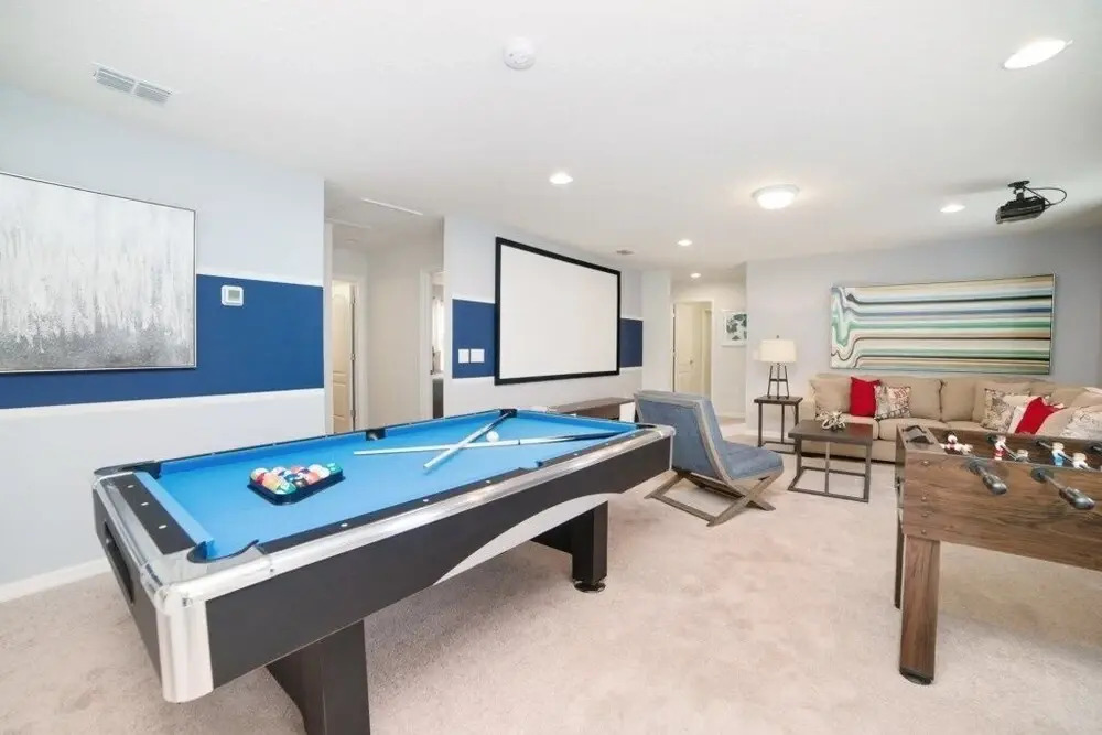 Luxury 7 Bed Villa With Pool/spa, Game Room 7 Bedroom Villa by Redawning