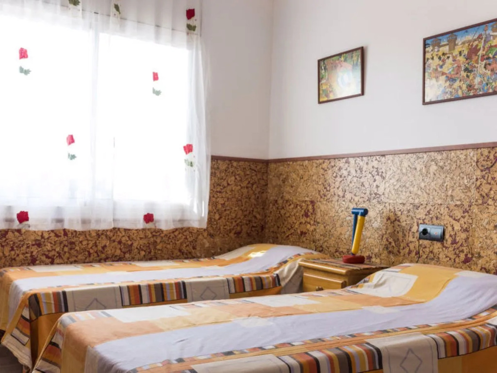 Golden Beach 32938