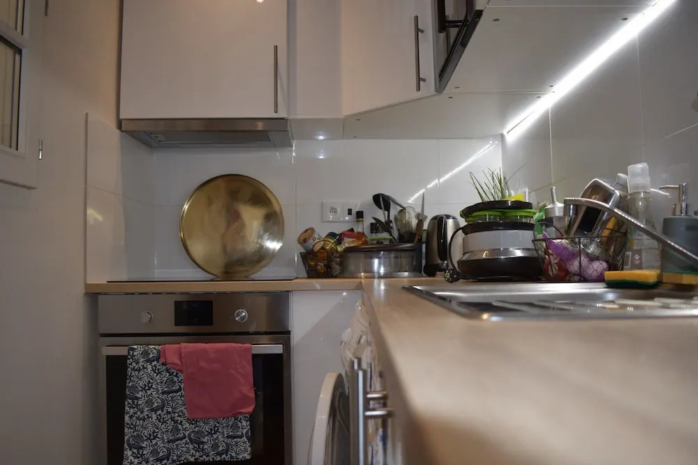 1 Bedroom in Bonne Nouvelle