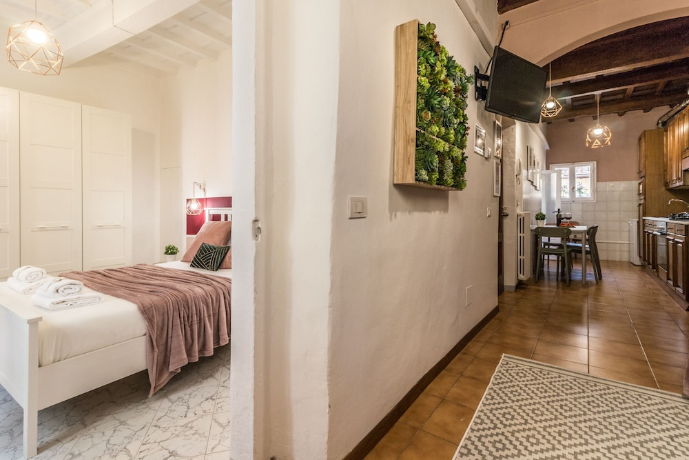 Wine Apartments Florence Sangiovese