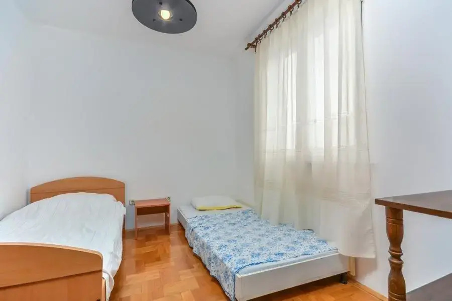Apartments Ina