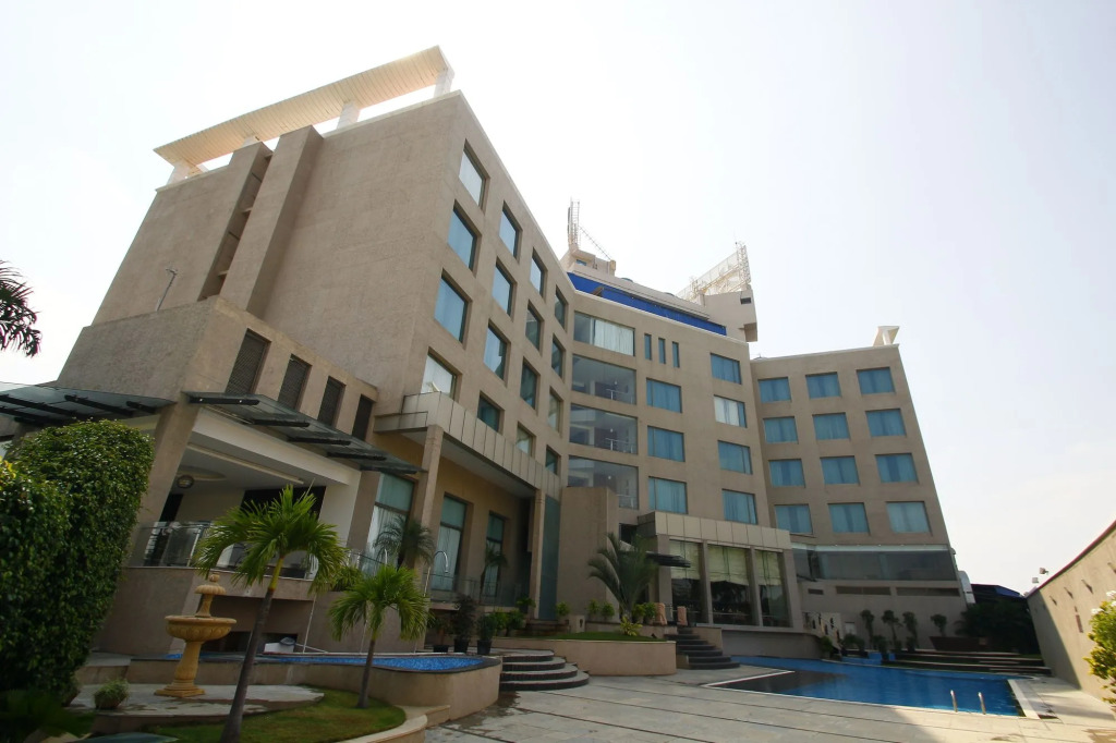 Grand Estancia
