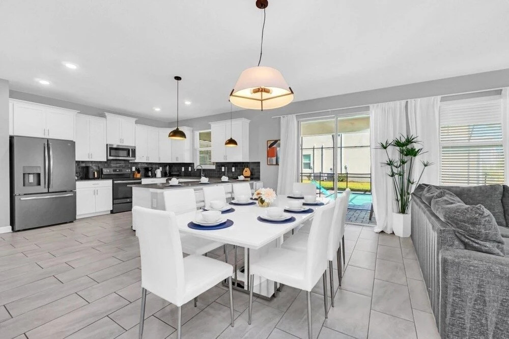 Storey Lake 6 Bed Home- King Master On 1st Floor 6 Bedroom Villa by RedAwning