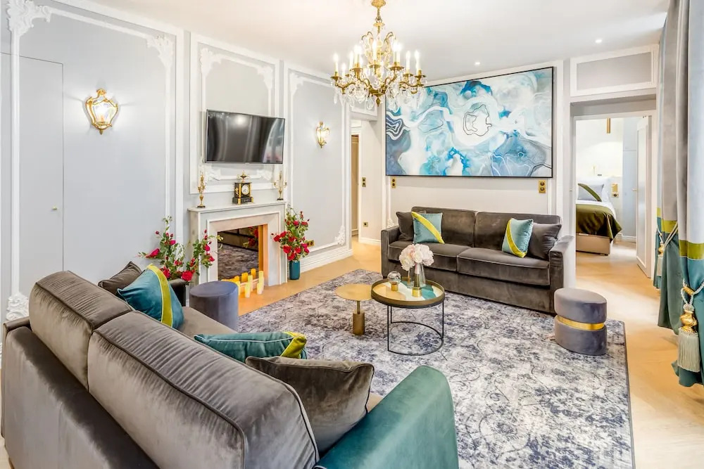 Luxury & Spacious 5 Bedroom 3 Bathroom Notre Dame