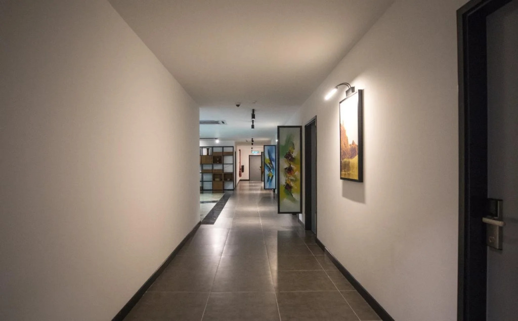 3-Plus Hotel