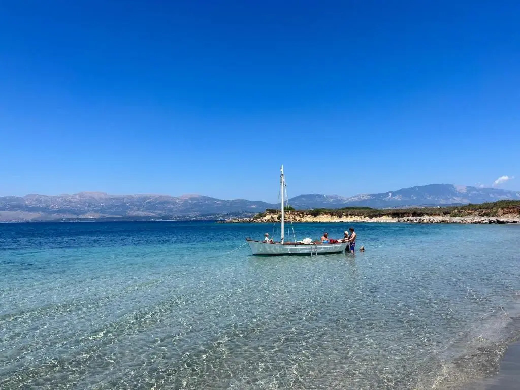 Apollonides Seafront Villa 2 Melete
