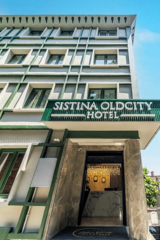 Sistina Old City Hotel