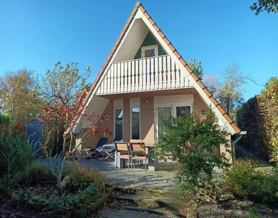Cozy Holiday Home in Sint Maartenszee