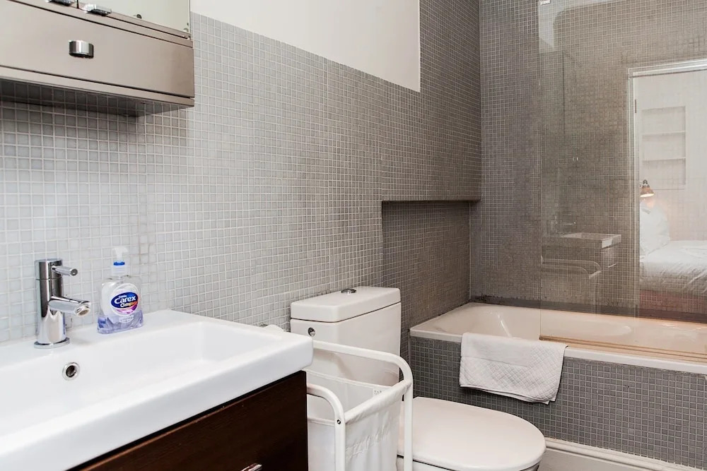 Elegant 1 Bedroom Apartment in Notting Hill