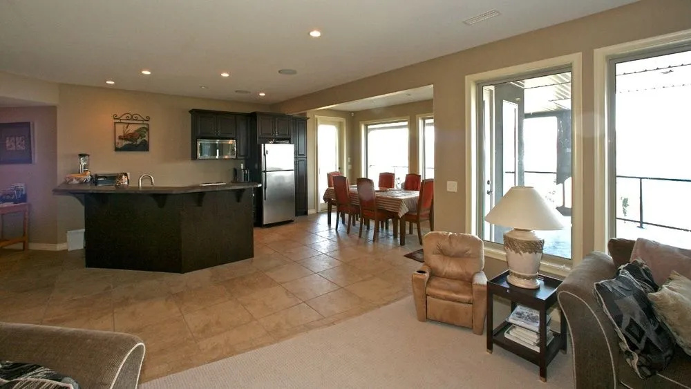 An Owl's Perch Vacation Suite