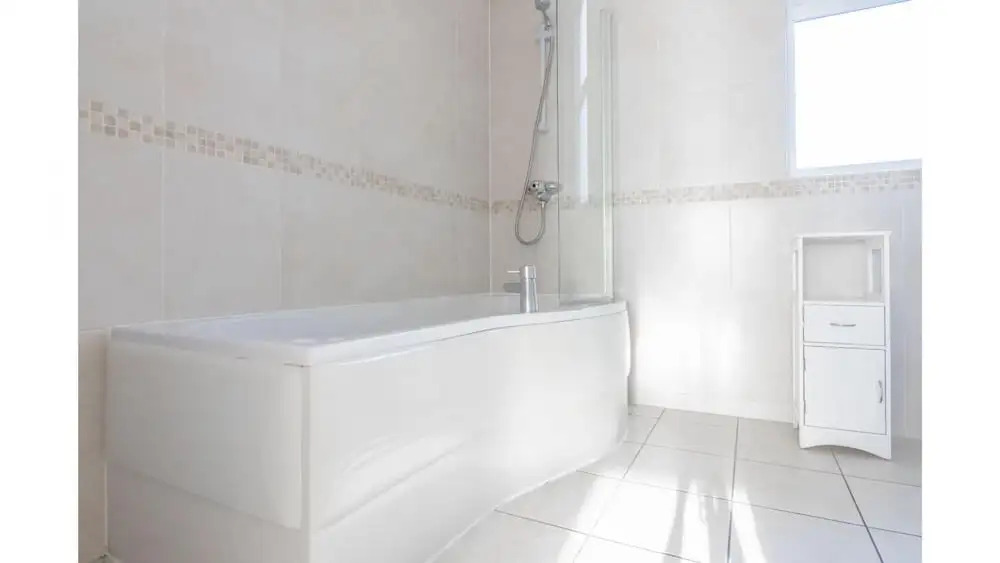2 Bedroom in Kew Gardens - Clarendon Garden