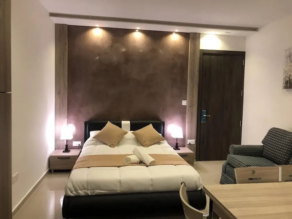 The Pearl Guesthouse