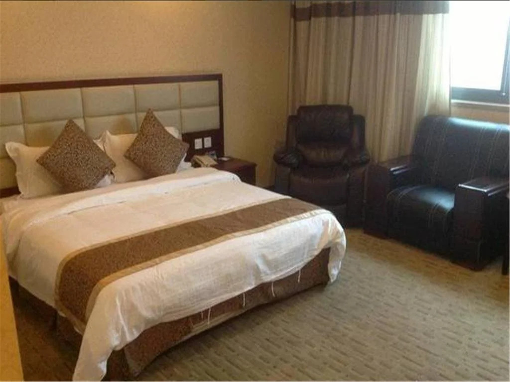 Super 8 Songjiang Rongle East Road