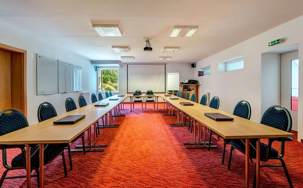 Thermenhotel Kurz