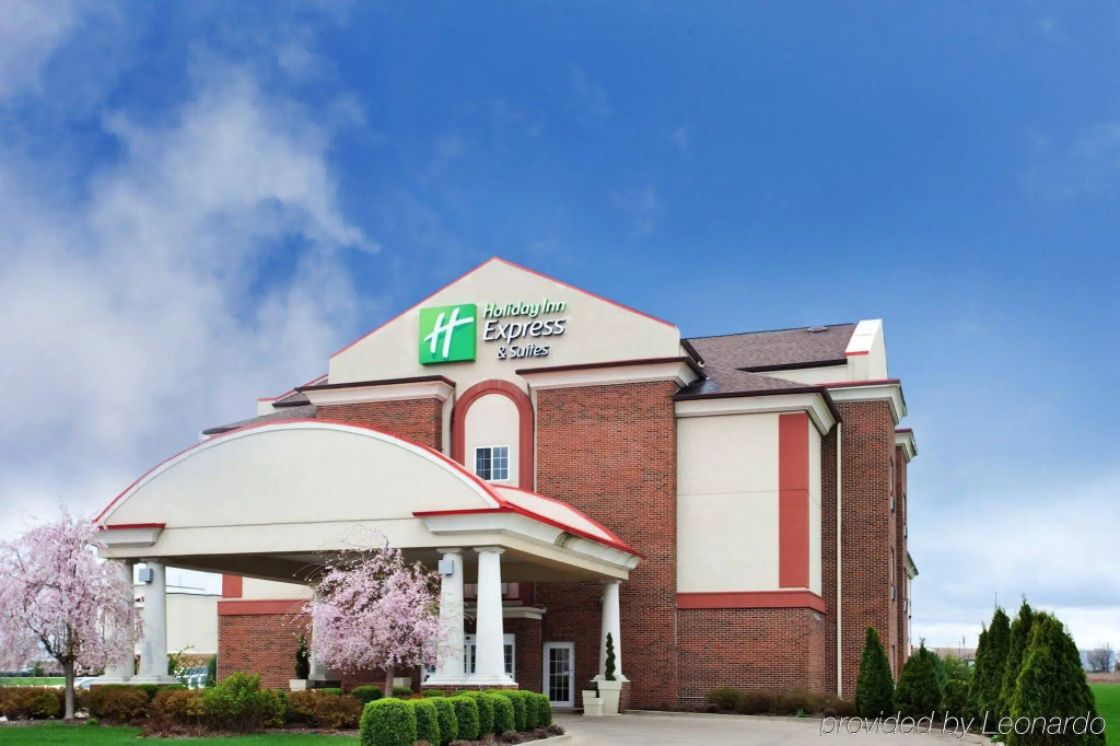 Holiday Inn Express & Suites Danville by IHG