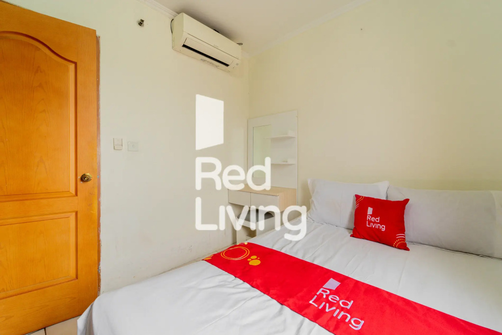 RedLiving Apartemen Mediterania Palace - Meditrans Property Tower B