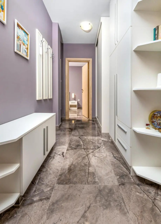 Stylish 1BD flat with a Parking Spot