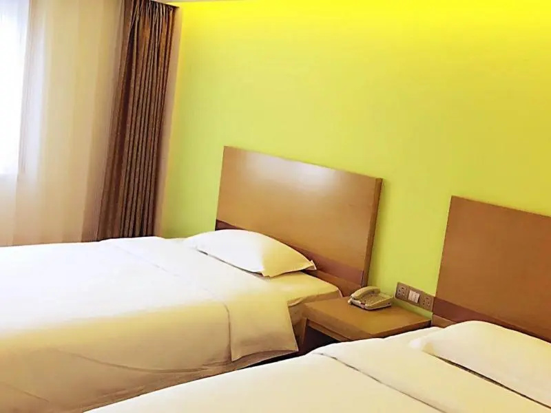 Отель GreenTree Inn Rizhao Donggang Area Haina Shopping Mall Shell Hotel