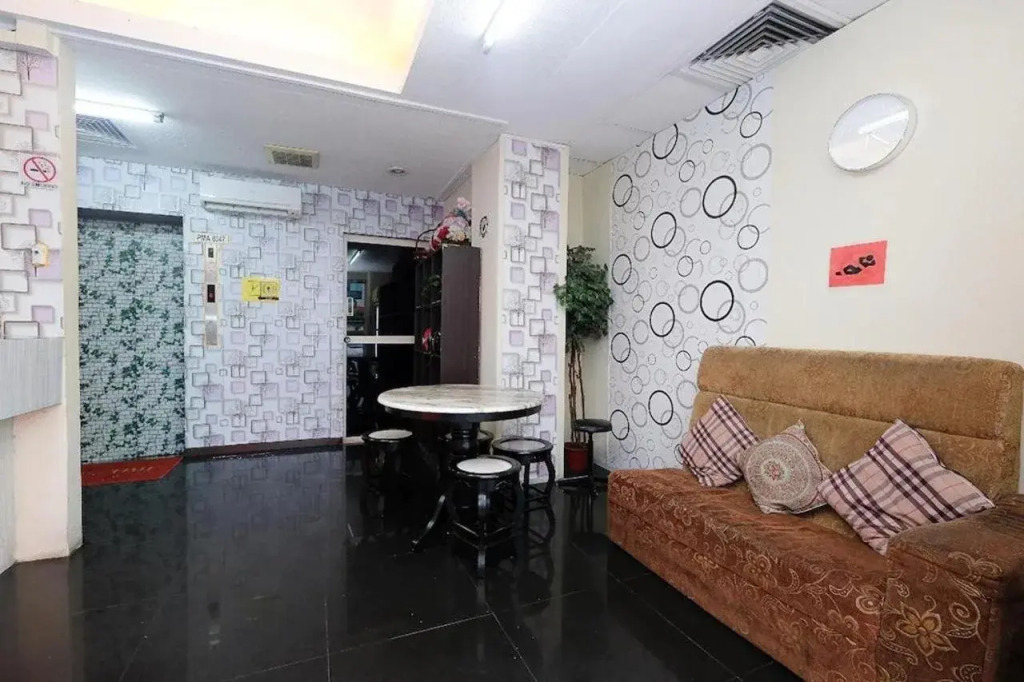 Hotel O 75